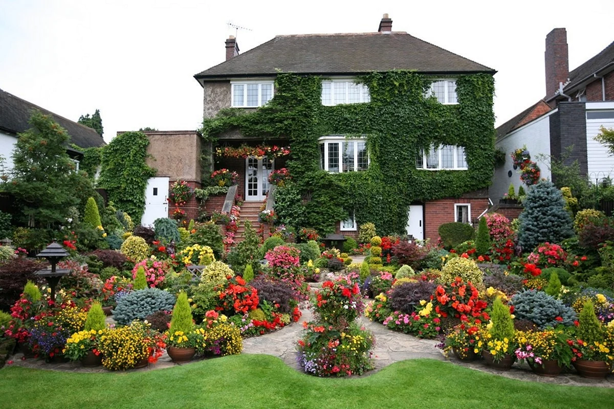 This garden is beautiful in our town. Ландшафта стиль Тюдоров (английский Ренессанс). Палисадники в Англии. Англия деревня кэмбэлфорд ланшадф садов.