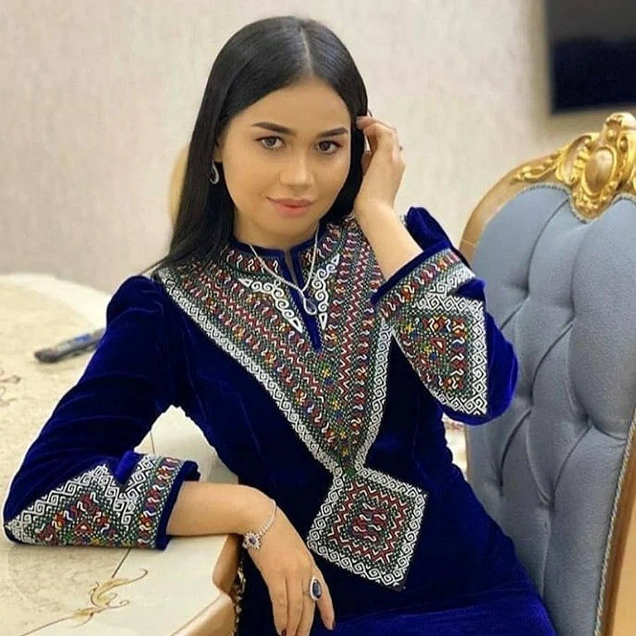 Азимова туркменка певица