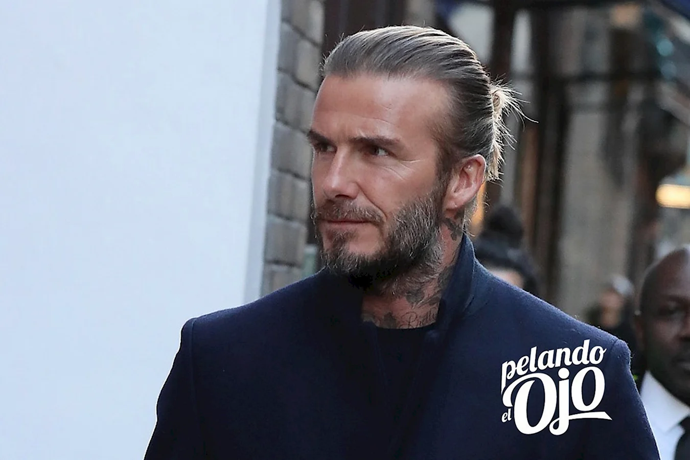 Дэвид бекхэм одиозный. Бекхэм. David Beckham. Дэвид Бекхэм фото. Дэвид Бекхэм с хвостиком.