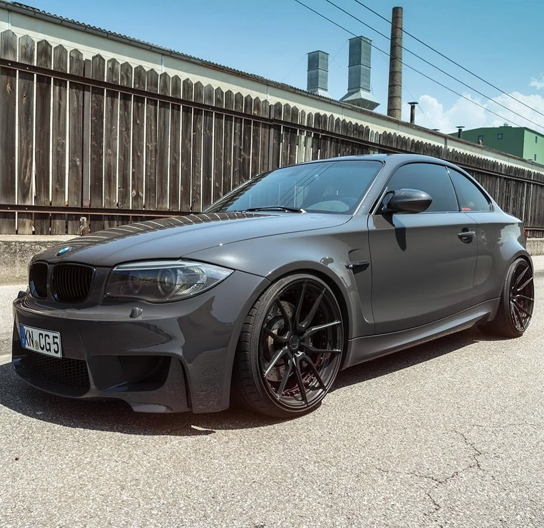 BMW m2 черная матовая