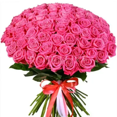 Красивый букет розовых роз
