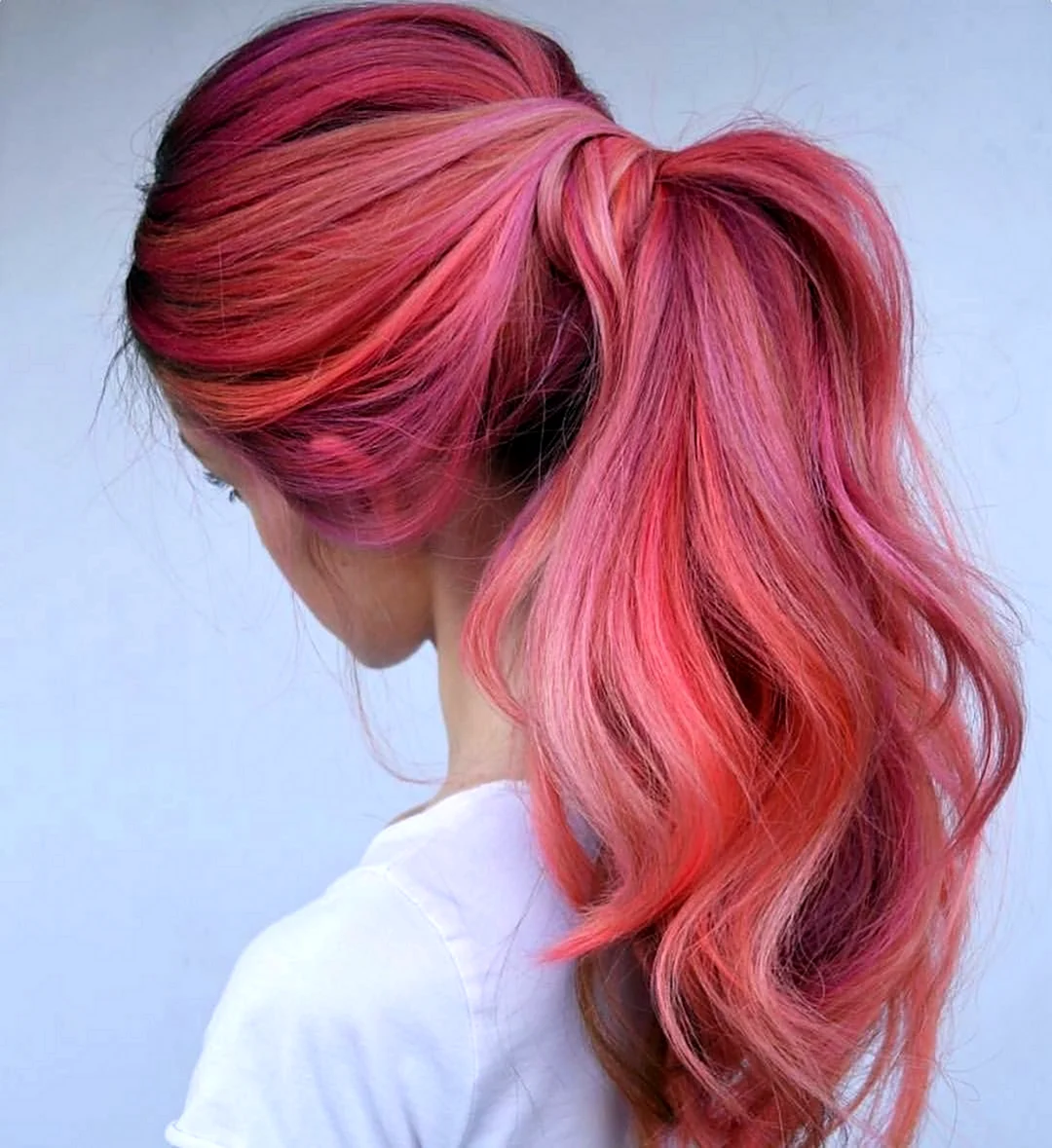 Окрашивание волос розовый
