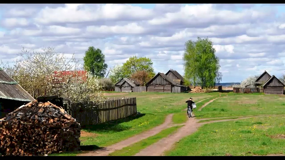 В деревне скрытое видео