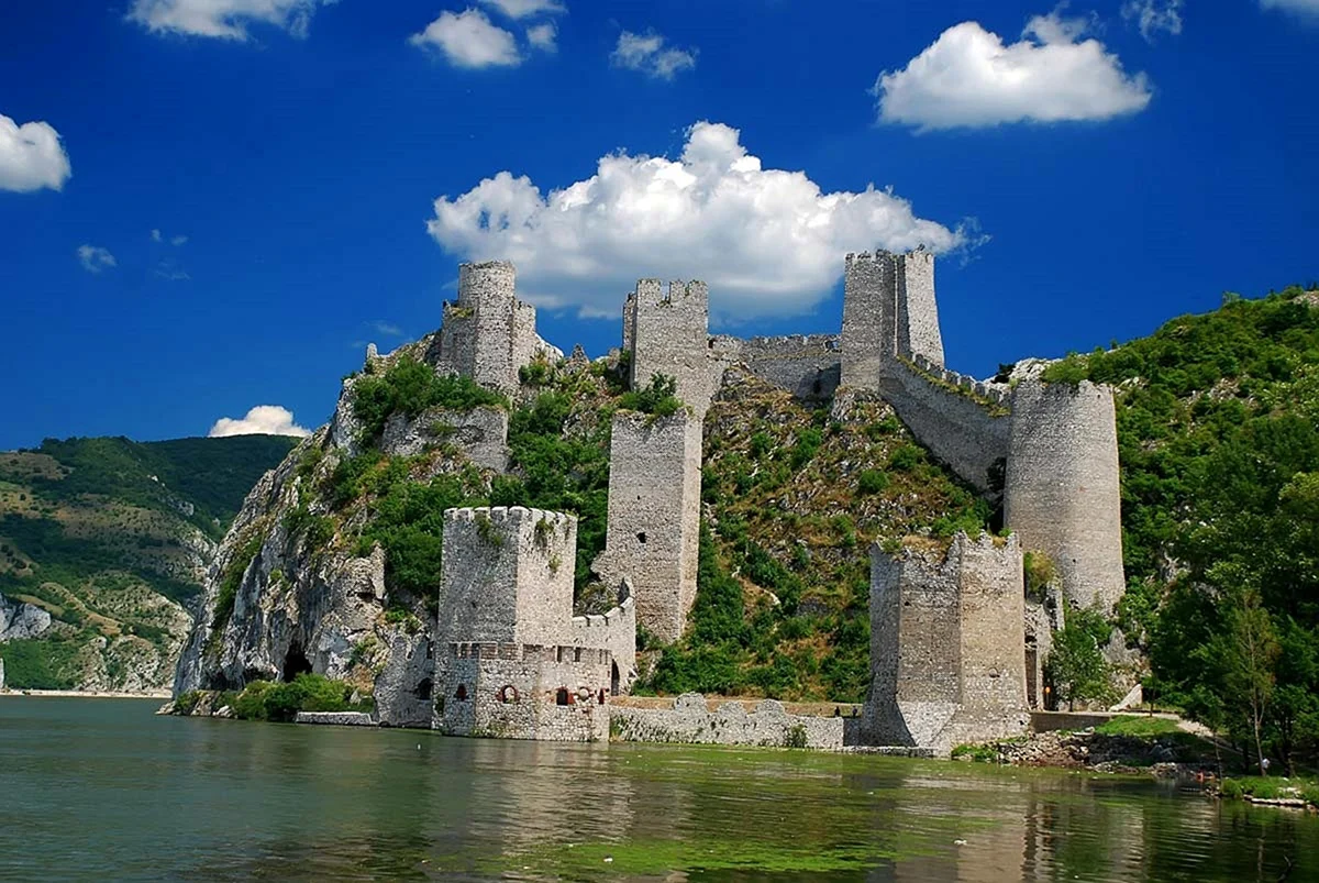 Сербия красивые места