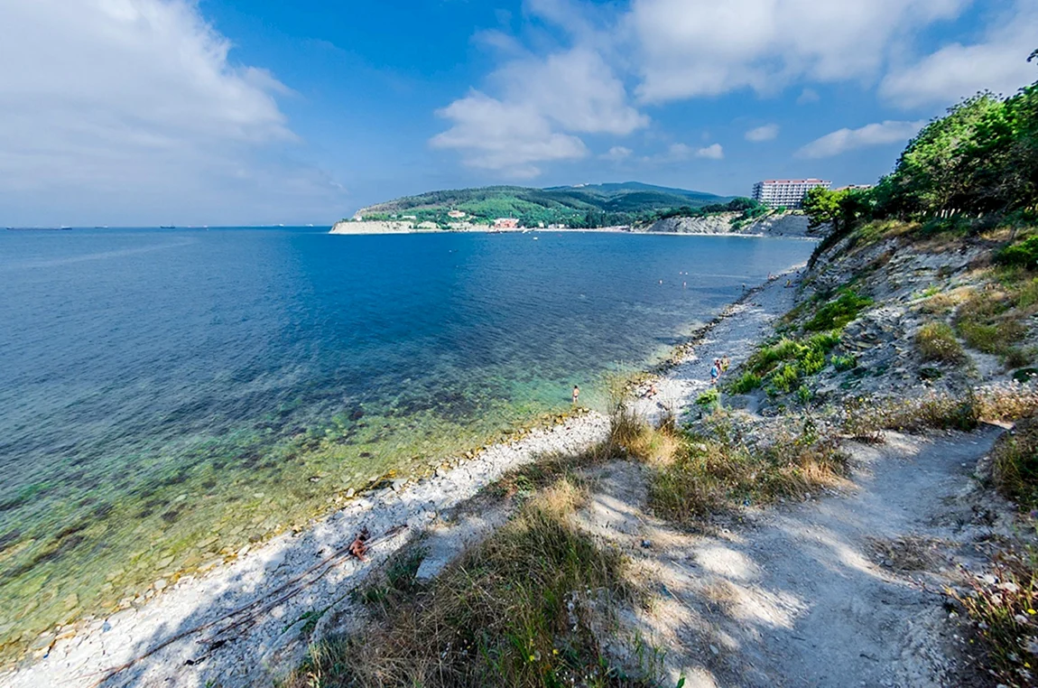 Голубая бухта Бжид море.