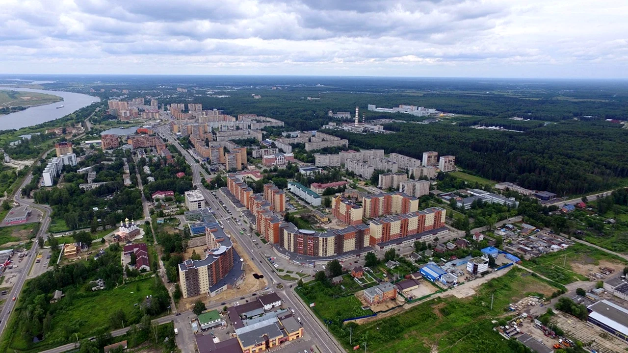 Центр города дубны. Город Дубна Московская область. Дубна Московская область центр города. Подмосковная Дубна. Дубна панорама.