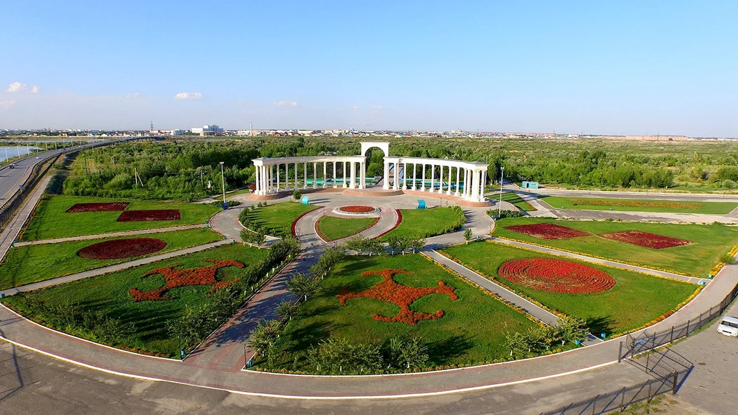 Город Туркестан парк первого президента. Кызылорда. Кызылорда город в Казахстане. Парк им. первого президента Республики Казахстан Кызылорда.