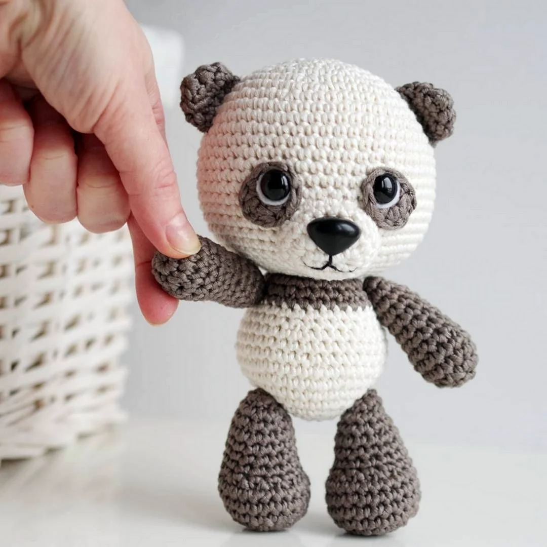 Игрушка Панда амигуруми