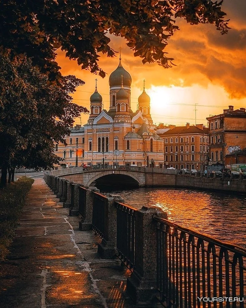 Санкт-Петербург. Свято-Исидоровская Церковь. Сенк Петерберг.