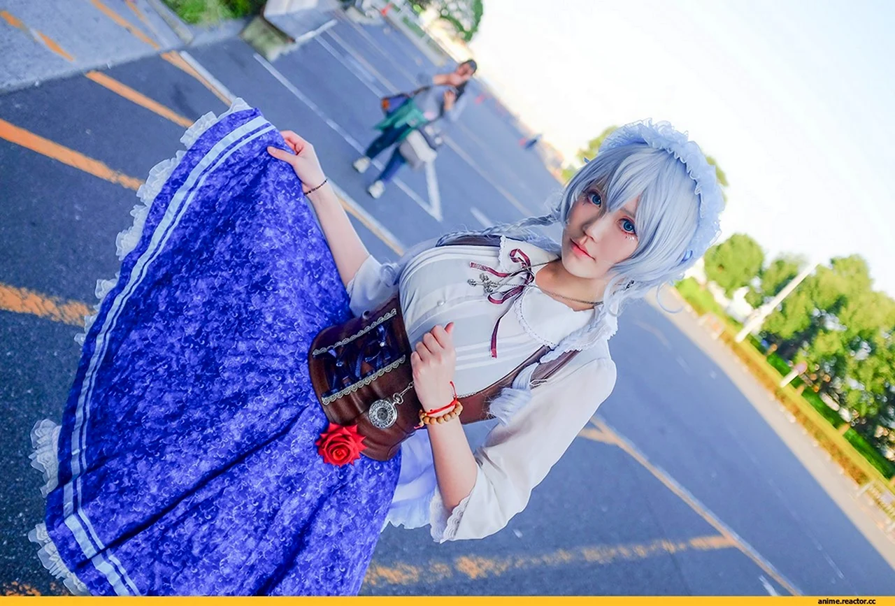 Русские косплееры. Sakuya Izayoi Cosplay. Sakuya Izayoi косплей. Красивые косплеи.