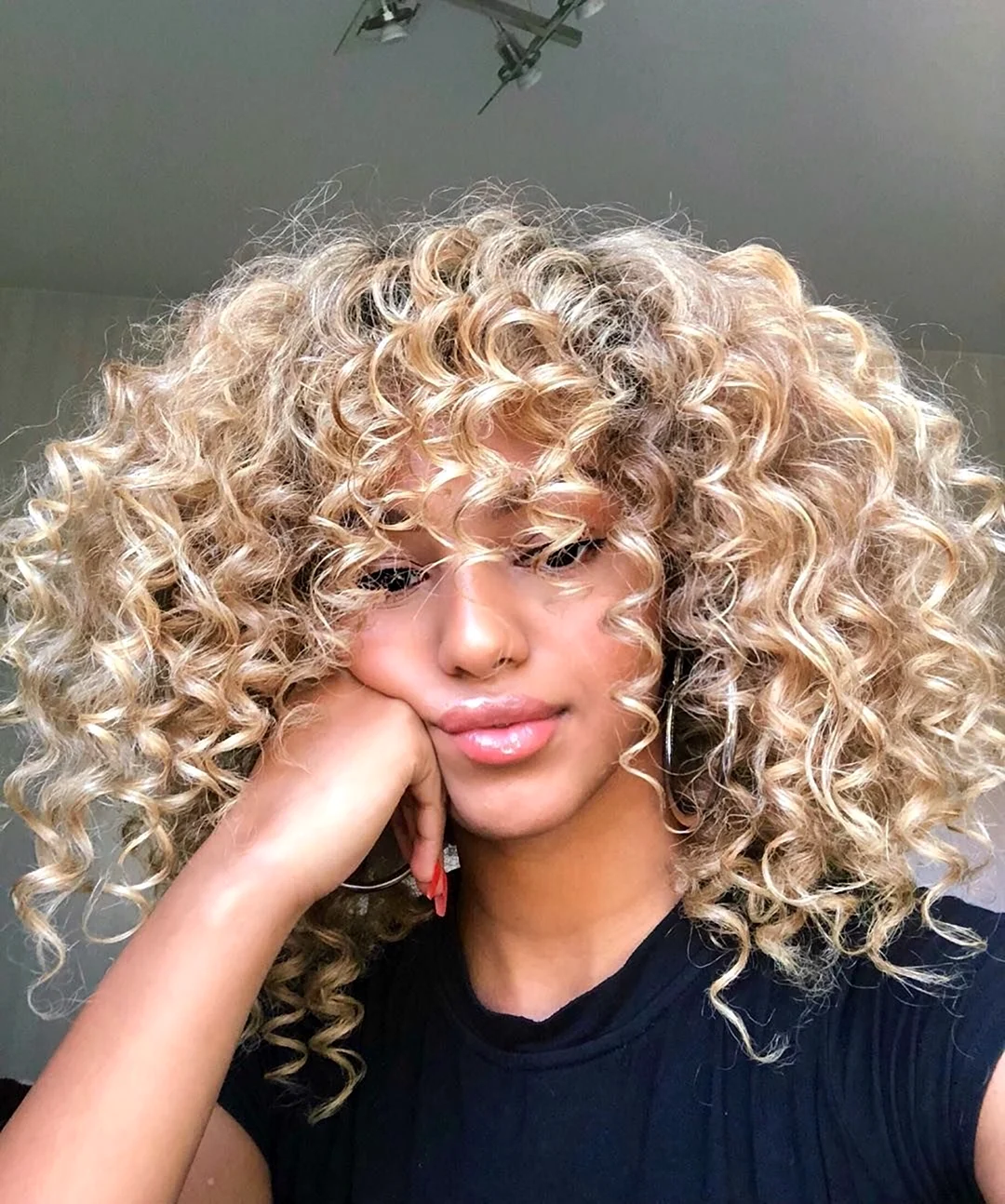 Лина кудри