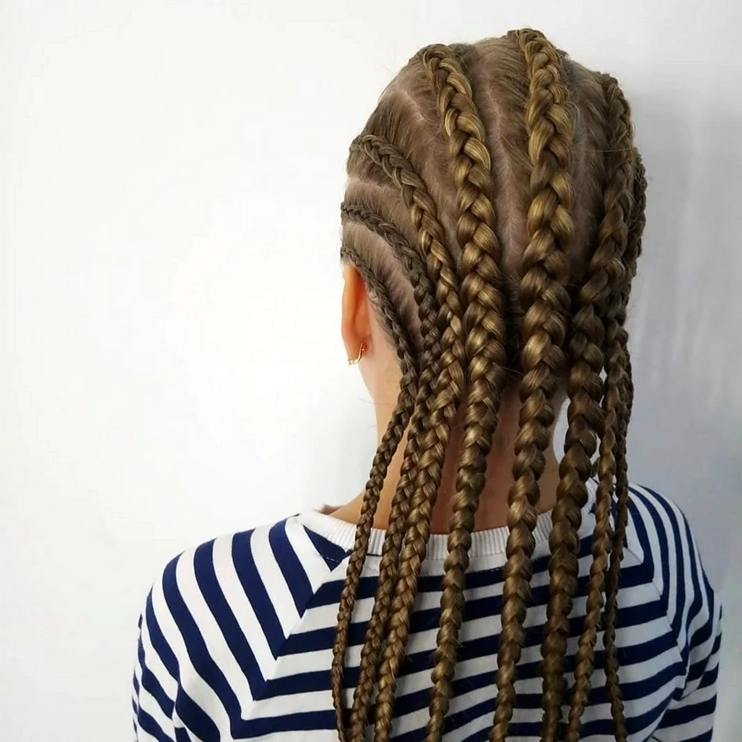 4 колоска на голове. Французские косички Boxer-Braids. Маленькие косички по всей голове. Четыре колоска на голове. 4 Косички.