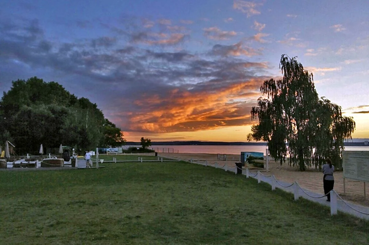 Заславское водохранилище Минское море. Заславское водохранилище санаторий Юность. Дамба Минского моря. Заславское водохранилище водохранилища Белоруссии.