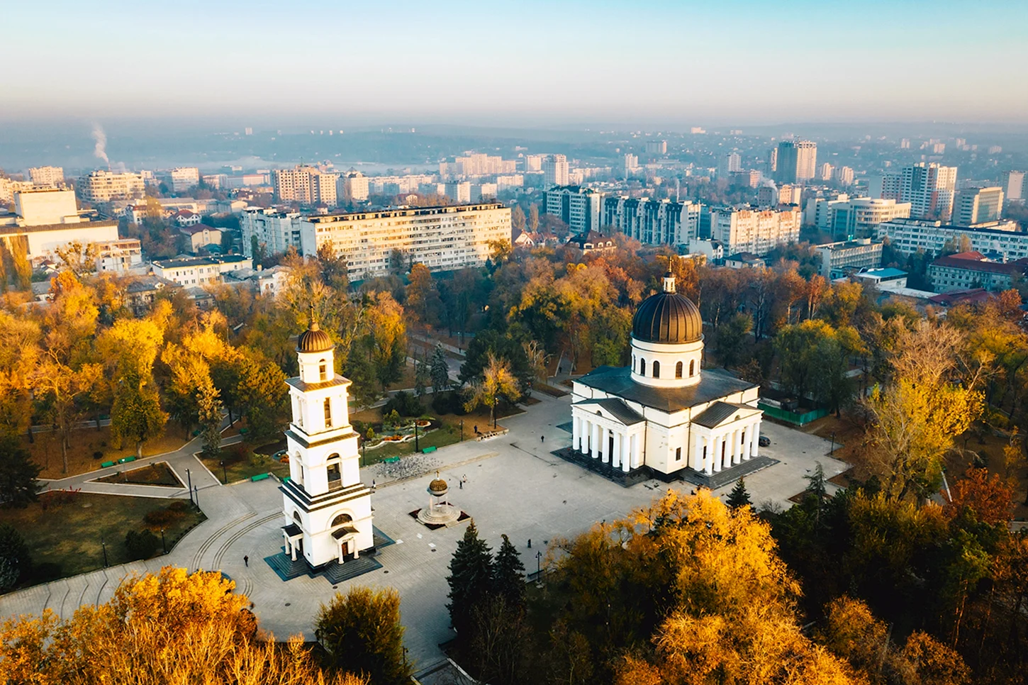 Современная молдавия. Молдавия Кишинев. Республика Молдавия столица. Молдова Кишинев достопримечательности. Город Кишинев 2022.