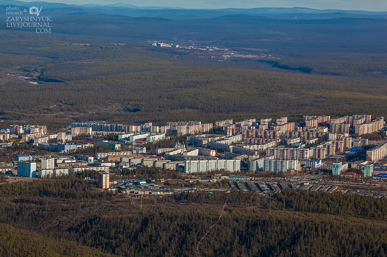 Нерюнгри старый город. Республика Саха Якутия Нерюнгри. Поселок Нерюнгри Якутия. Нерюнгри закрытый город.