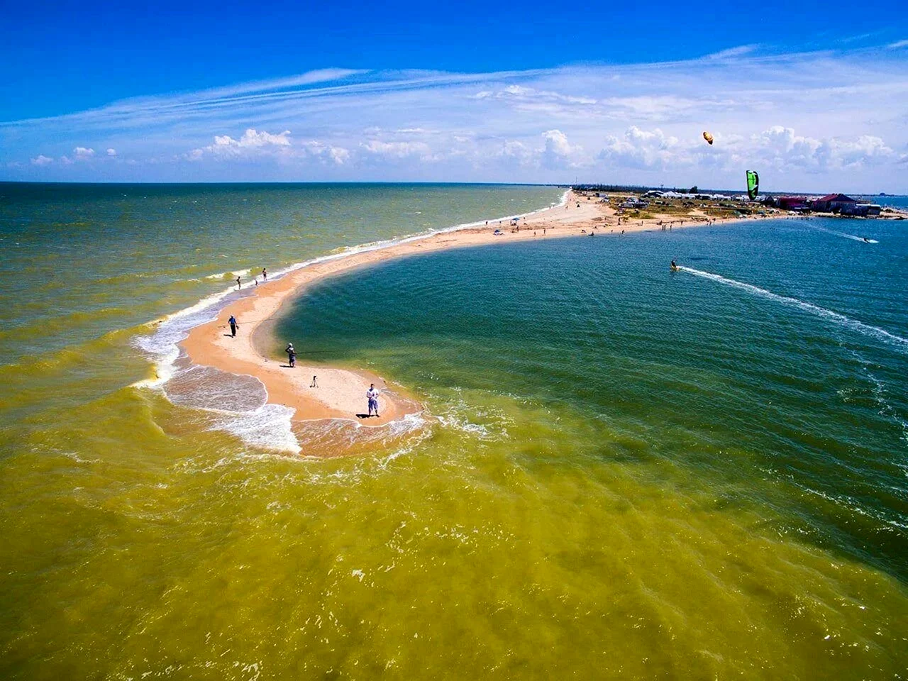 Тихий отдых на море в краснодарском крае. Должанская коса Азовское море. Коса долгая Азовское море. Коса долгая станица Должанская. Должанская коса Азовское море пляжи.