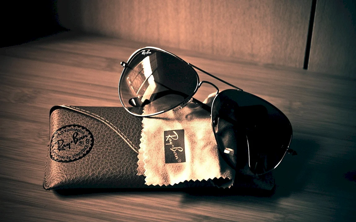 Очки ray ban кейс