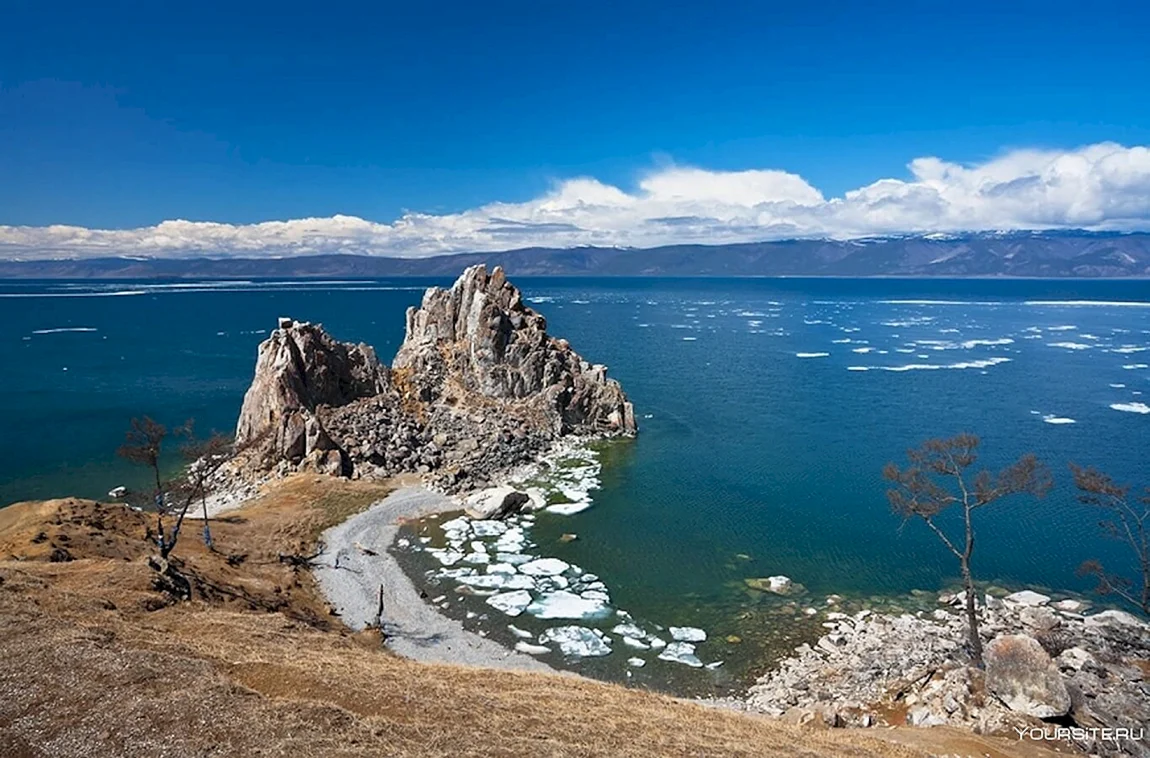 Остров Ольтрек на Байкале