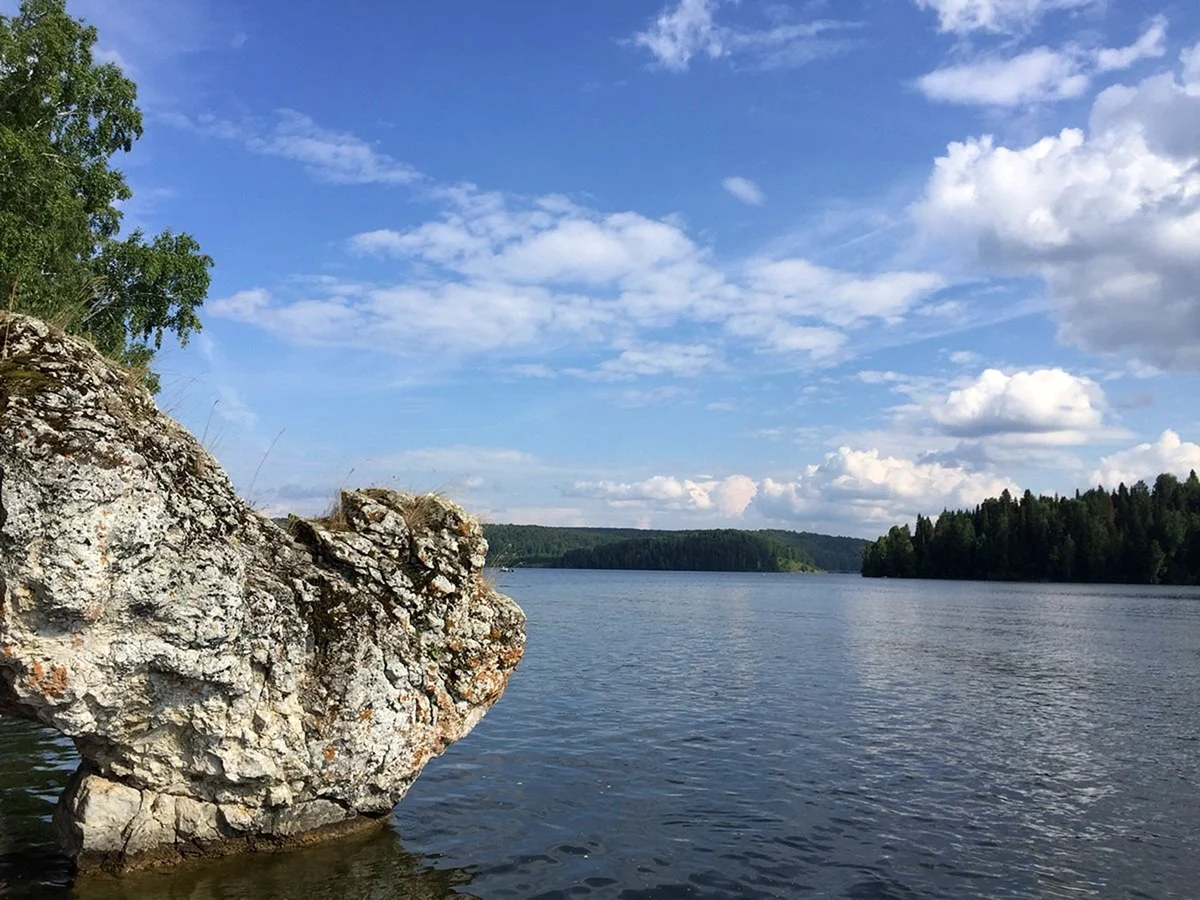 Павловка отзывы. Уфа Павловское водохранилище красные скалы. Павловское водохранилище Павловка. Красные скалы Павловка Нуримановский.