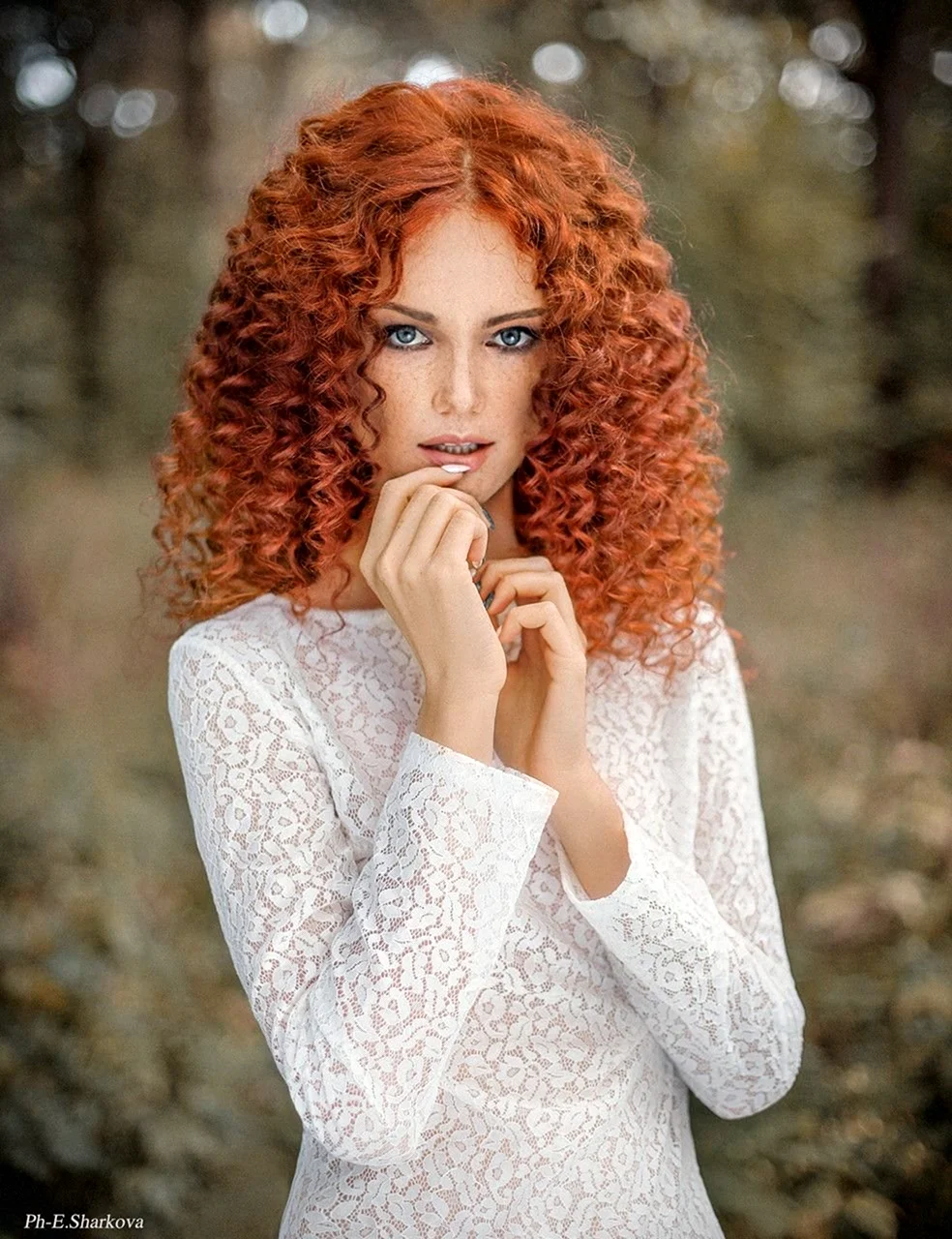 Полина Белявина рыжая кудряшка