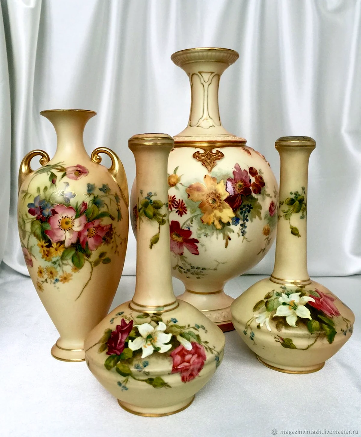 Старинные вазы