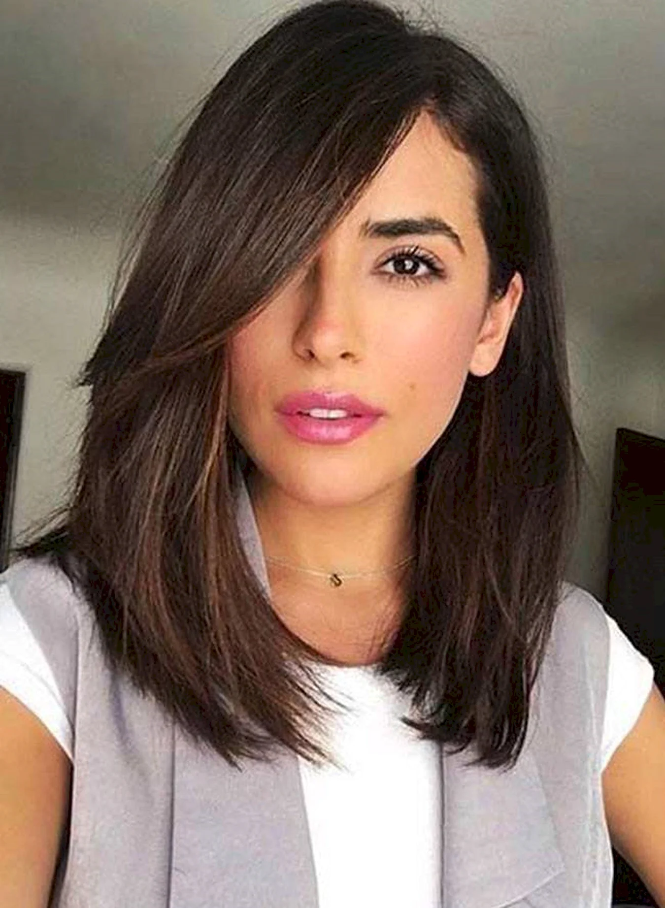 Женское длинное каре. Стрижка Lob long-Bob. Сазан Хендрикс каре. Long Bob Haircut стрижка. Каре Лонг Боб.