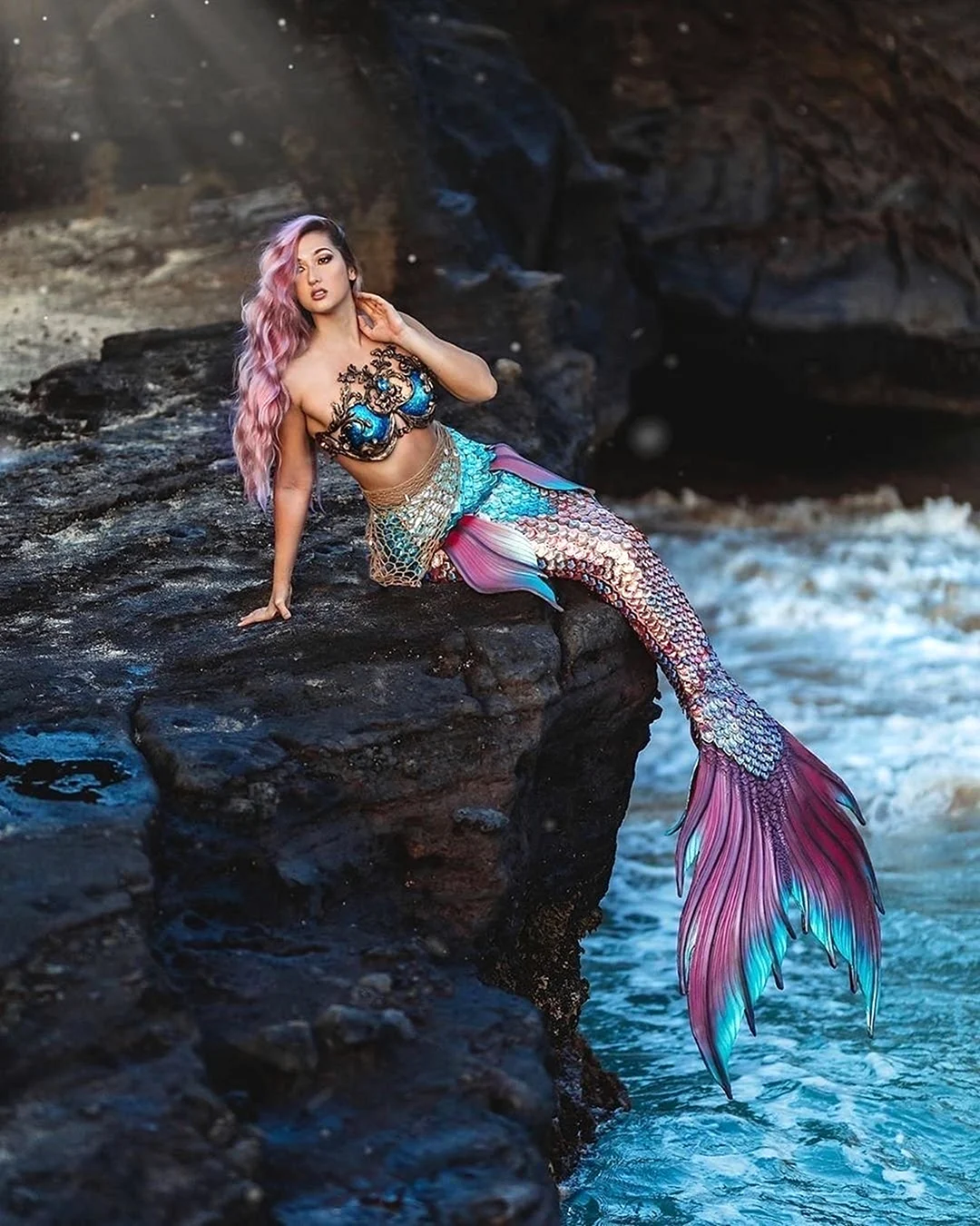 Красивая русалка фото. Scott певица Mermaid. Кристиан риель Русалочий хвост. Русалочка Русалка Русалка хвост. Ханна Фрейзер Русалка.