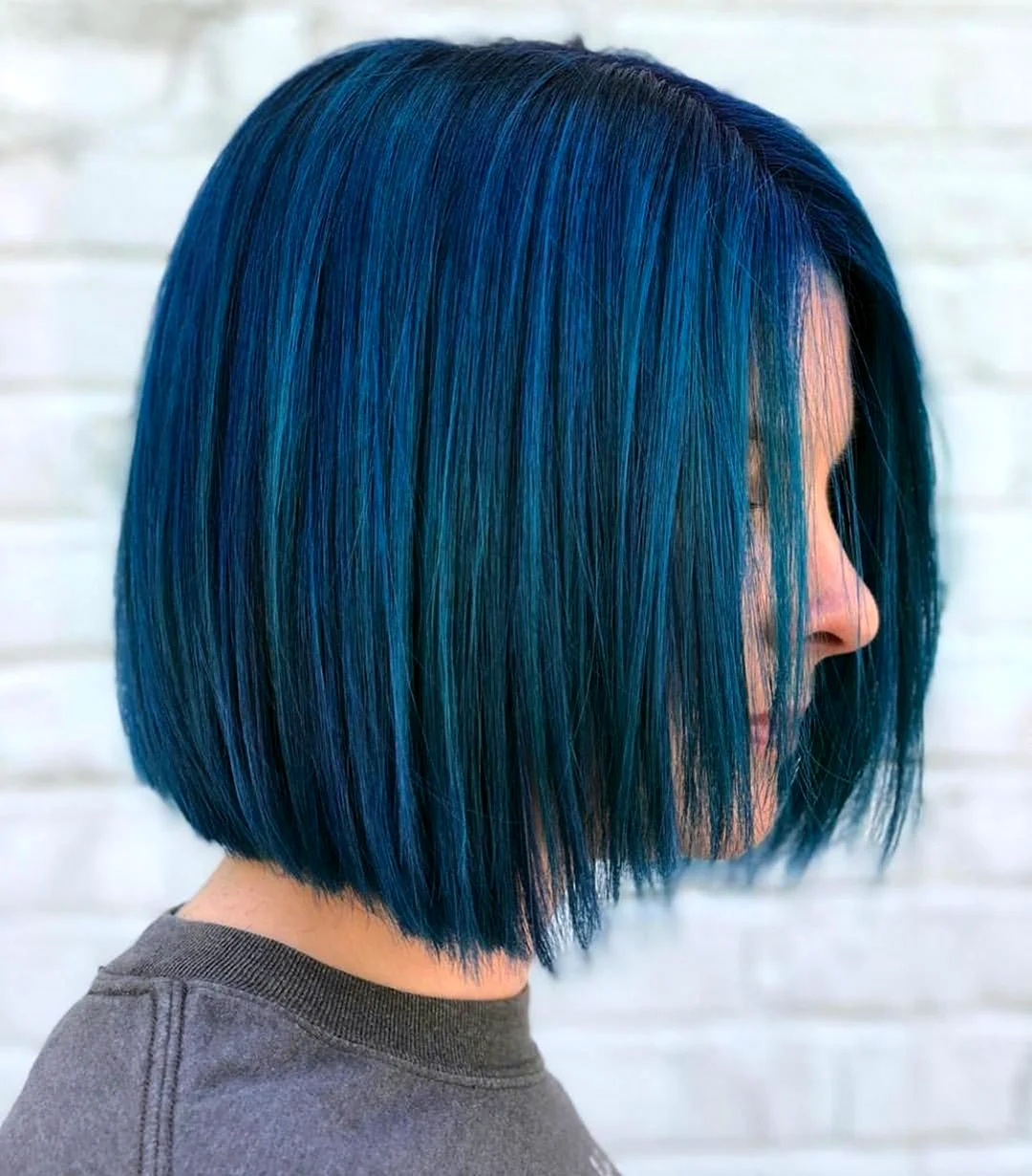 Синие волосы каре
