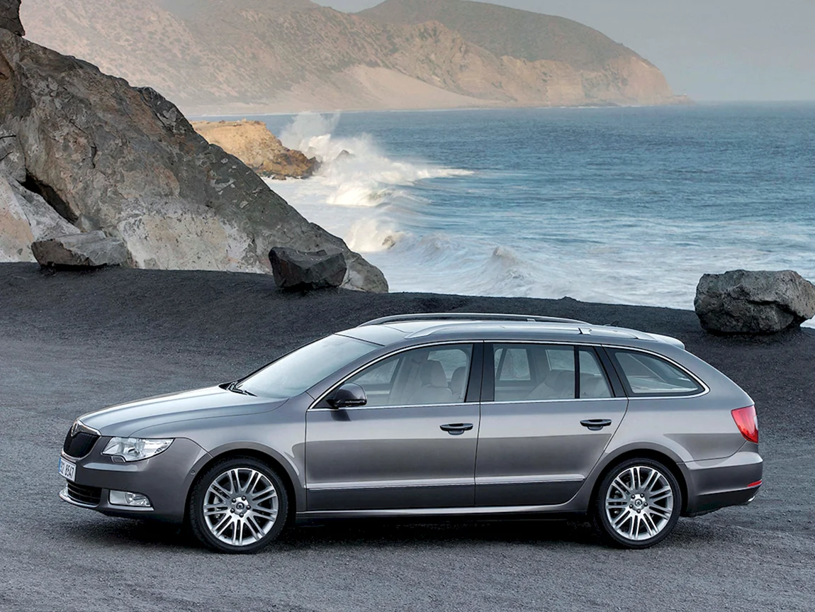 Skoda Superb универсал Combi