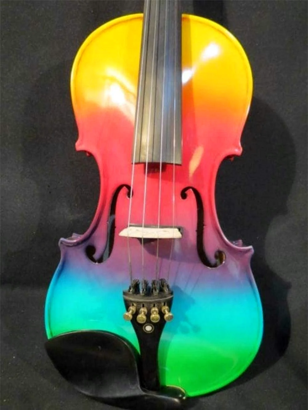 Разноцветная скрипка
