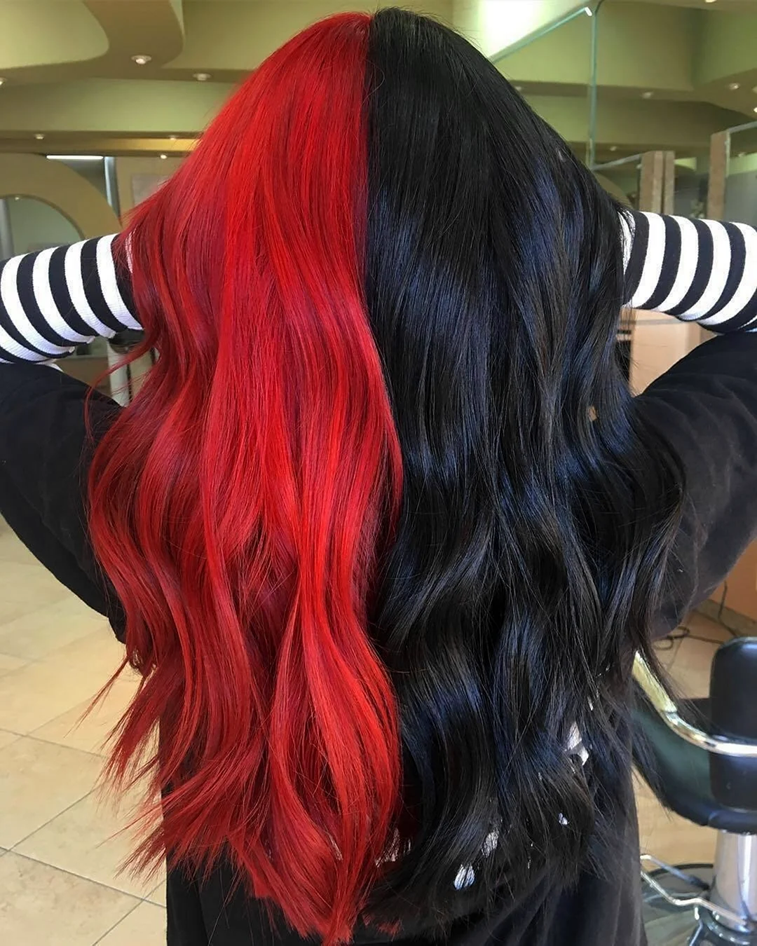 Покраска волос черный с красным
