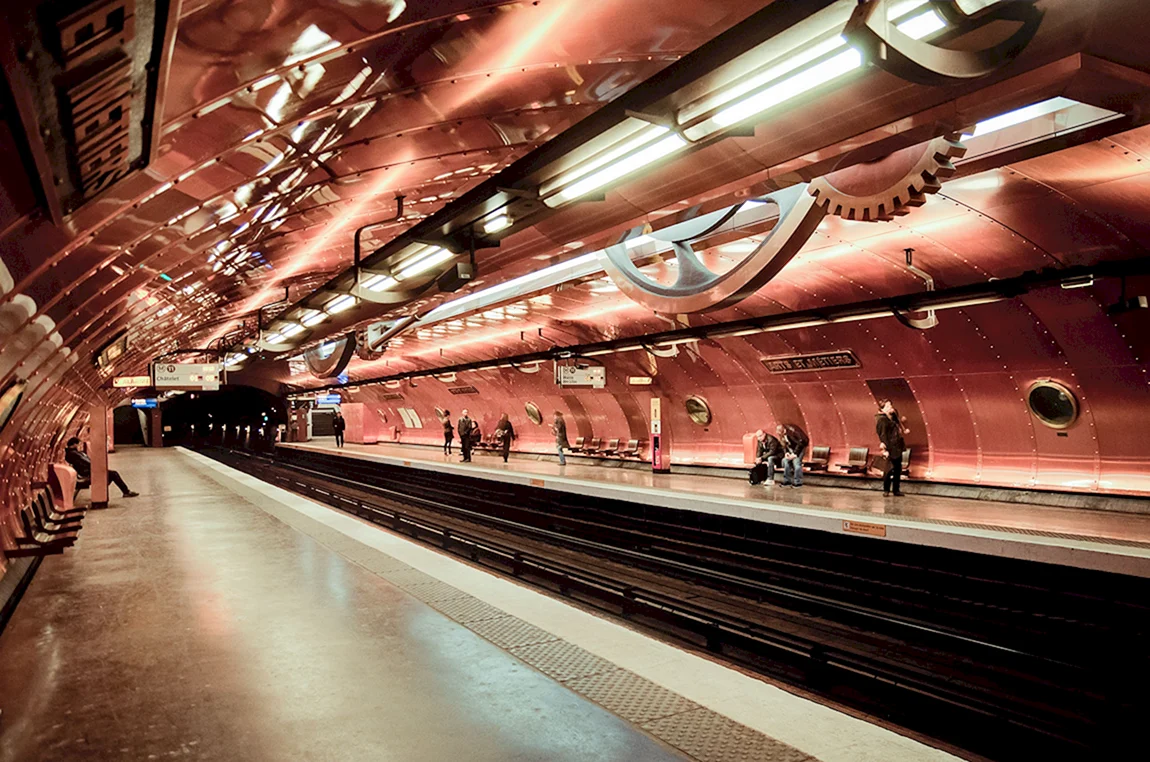 Красивое метро парижа