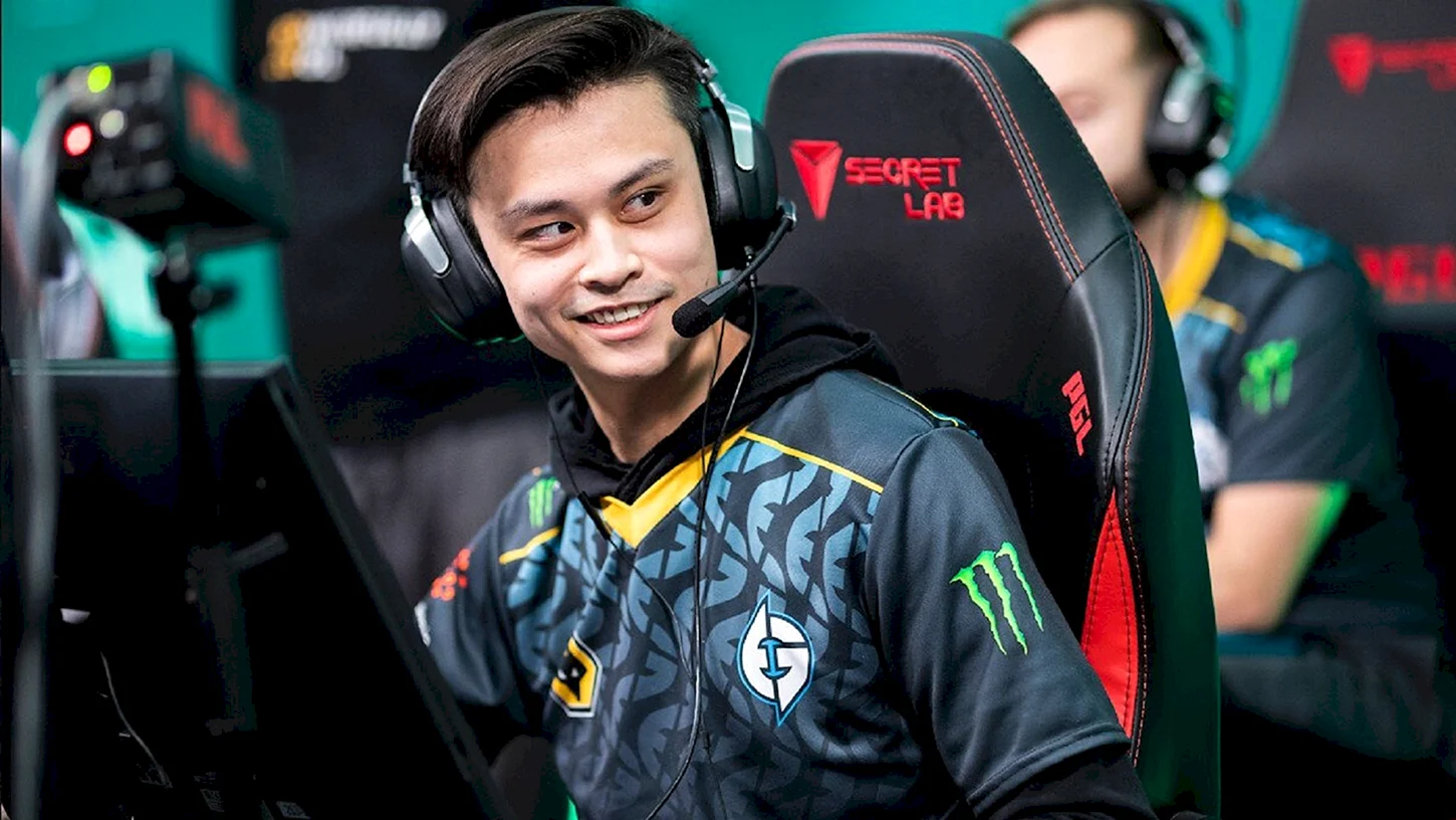 Папа стал киберспортсменом. Stewie2k. Stewie2k CS. Funn1k Dota 2. КИБЕРСПОРТСМЕН дота 2.