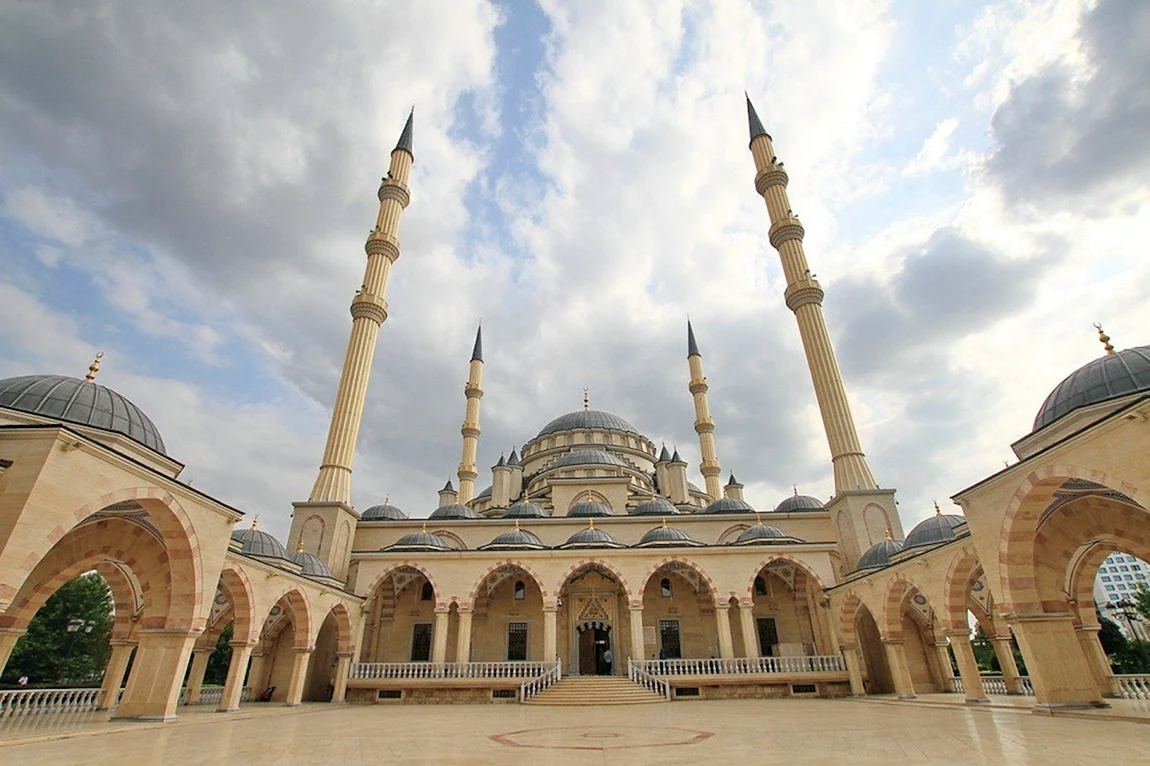 Красивые мечети дагестана
