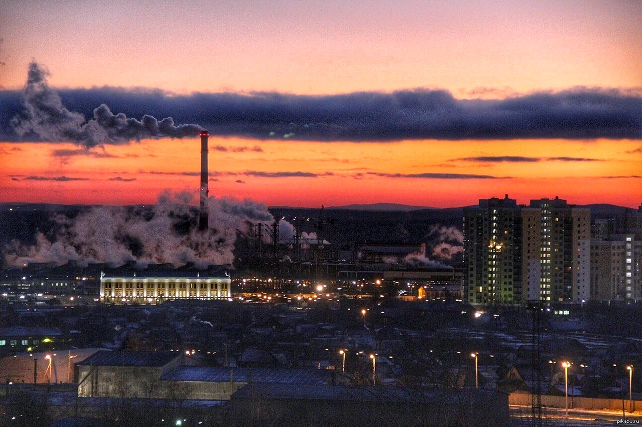 Верхняя пышма свет. Город верхняя Пышма. Верхняя Пышма медная столица Урала. Верхняя Пышма панорама.