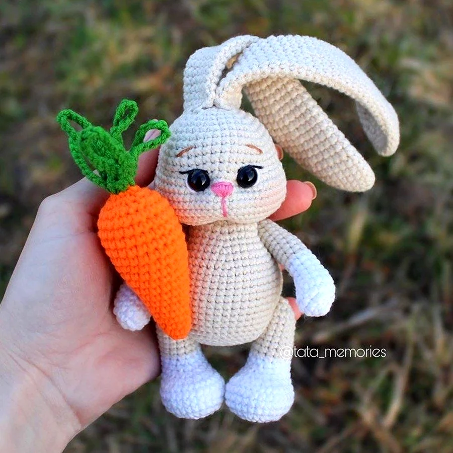 Зайчик УШАСТИК амигуруми